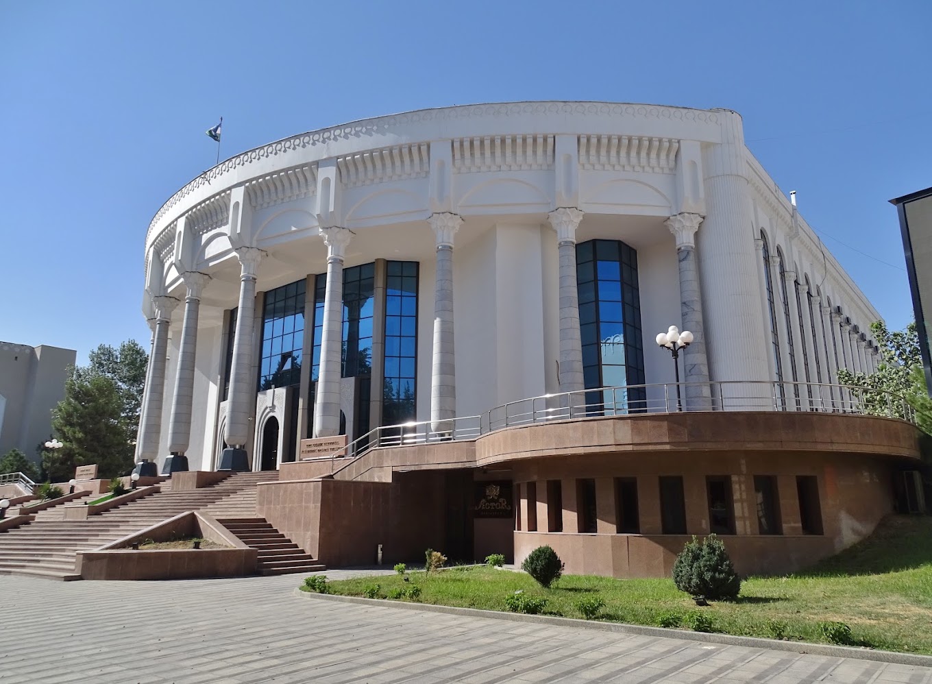Oʻzbek Milliy akademik drama teatri: Milliy sanʼatning qalbi